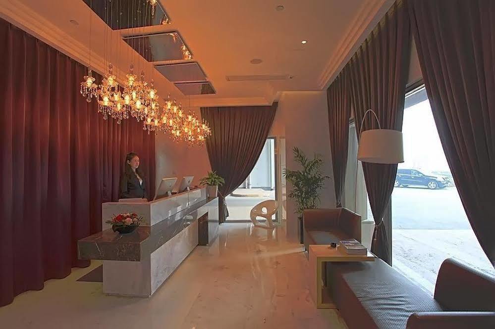 A Hotel Тяньцзинь Экстерьер фото